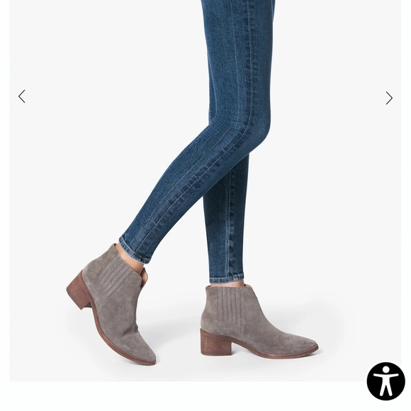 Joe’s THE CHARLIE
HIGH RISE SKINNY ANKLE // IGNITE - Picture 6 of 10